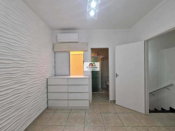 Sobrado em condomínio fechado na Vila Carrão