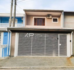 Casa 3 dormitórios(1suite) IMPECÁVEL - Loc 800m Shopping Oriente